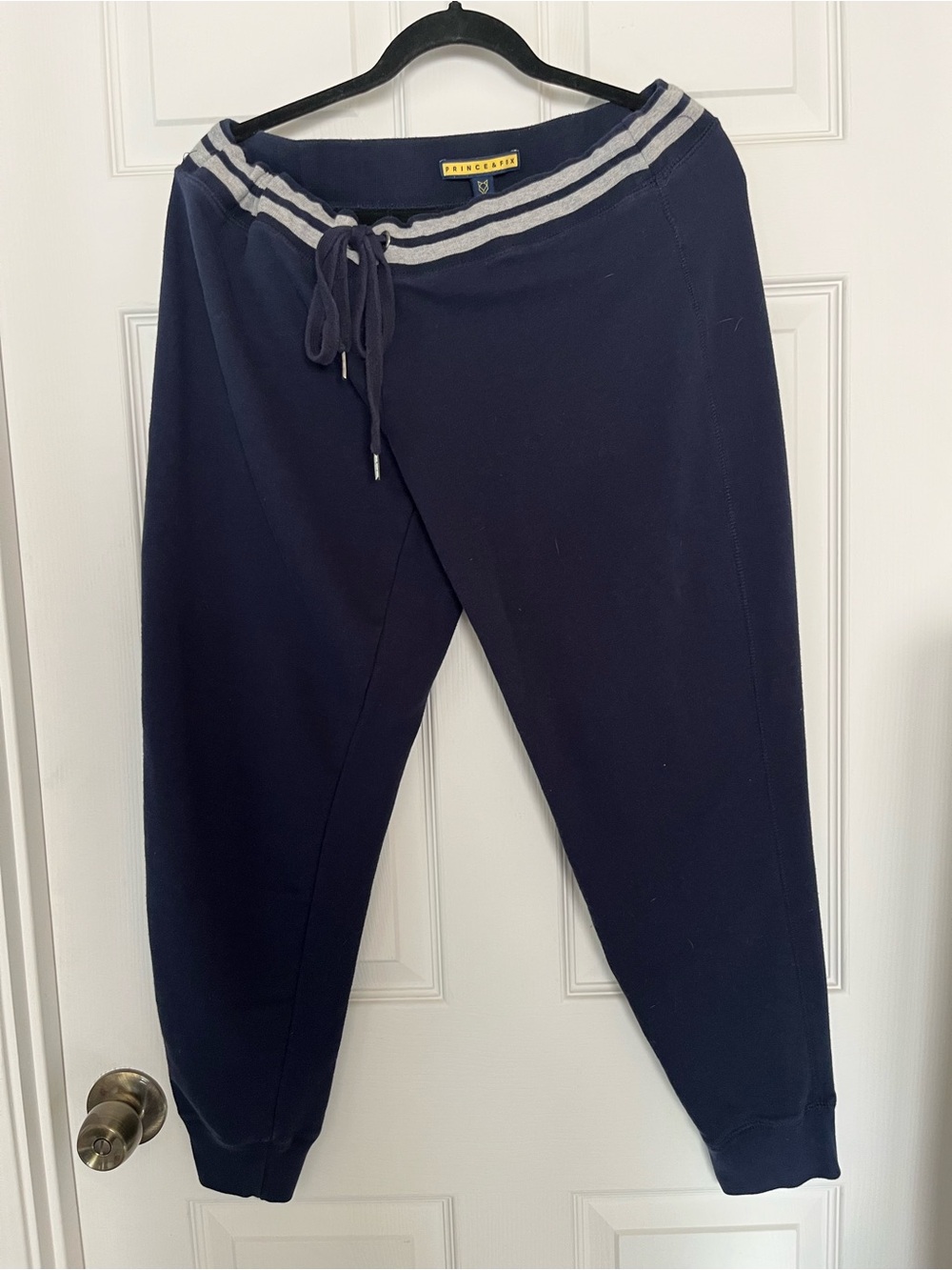 Prince & Fox Women’s XL Navy Jogger Pants with Contrast Waistband